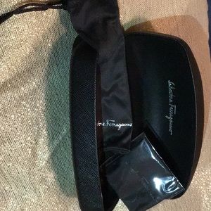 New Ferragamo Eye/Sunnies case🔥